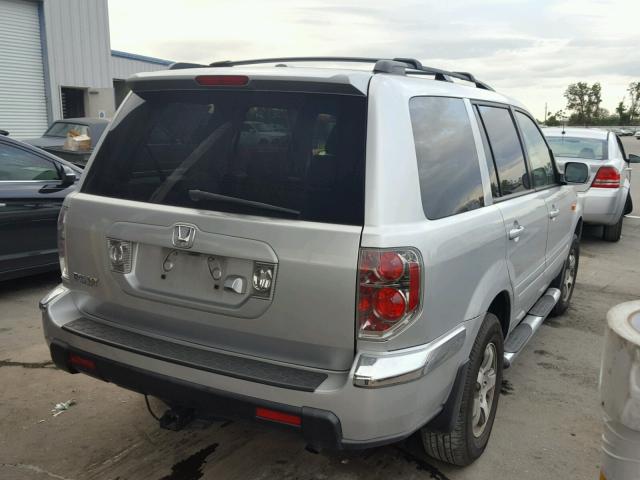 5FNYF28746B047721 - 2006 HONDA PILOT EX SILVER photo 4