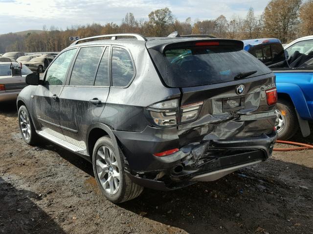 5UXZV4C54D0B00276 - 2013 BMW X5 XDRIVE3 GRAY photo 3