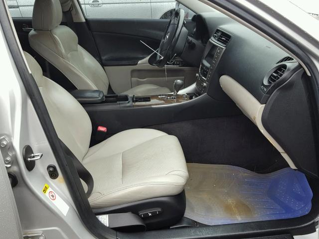 JTHBK262495090243 - 2009 LEXUS IS 250 SILVER photo 5