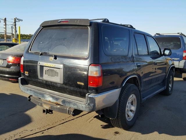 JT3HN86R6W0138437 - 1998 TOYOTA 4RUNNER SR BLACK photo 4