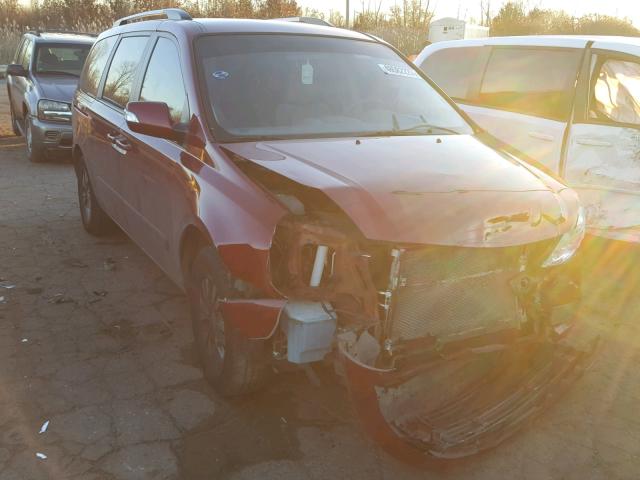 KNDMG4C75B6387707 - 2011 KIA SEDONA LX RED photo 1