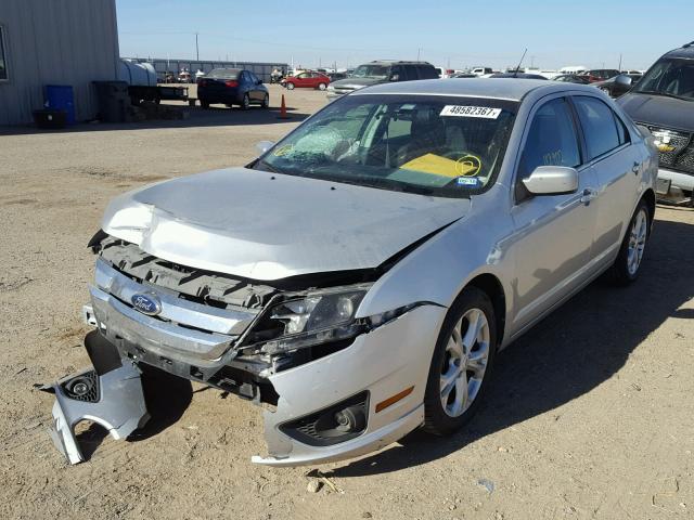 3FAHP0HA5CR402411 - 2012 FORD FUSION SE SILVER photo 2