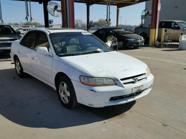 1HGCG1658XA059532 - 1999 HONDA ACCORD EX WHITE photo 1