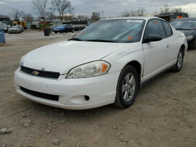 2G1WM15K869277243 - 2006 CHEVROLET MONTE CARL WHITE photo 2