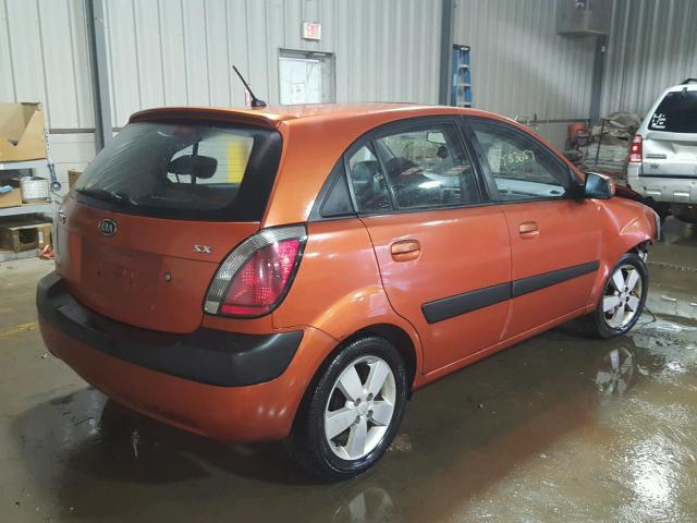 KNADE163286361780 - 2008 KIA RIO 5 SX ORANGE photo 4