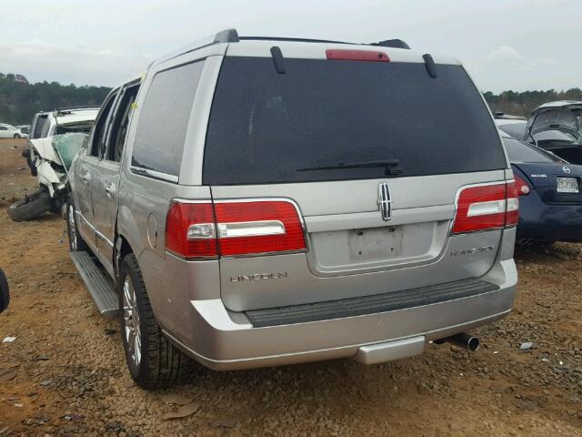 5LMFU27547LJ03435 - 2007 LINCOLN NAVIGATOR SILVER photo 3