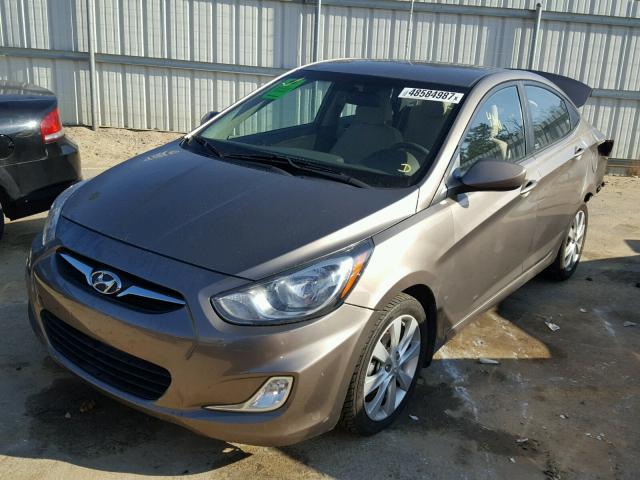 KMHCU4AE5DU278602 - 2013 HYUNDAI ACCENT GLS GRAY photo 2