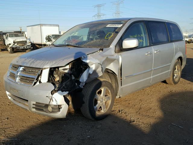 2D8HN54P88R814022 - 2008 DODGE GRAND CARA SILVER photo 2