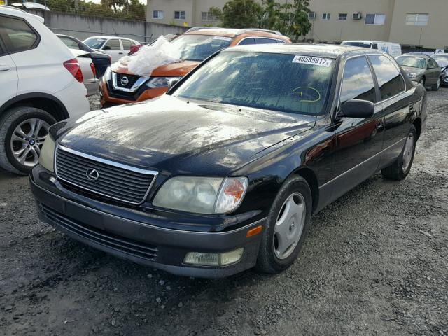 JT8BH28FXX0152933 - 1999 LEXUS LS 400 BLACK photo 2