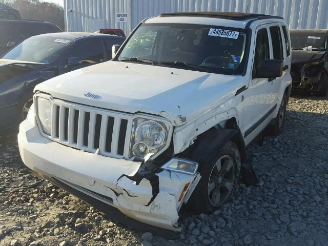 1J8GN28K18W271295 - 2008 JEEP LIBERTY SP WHITE photo 2