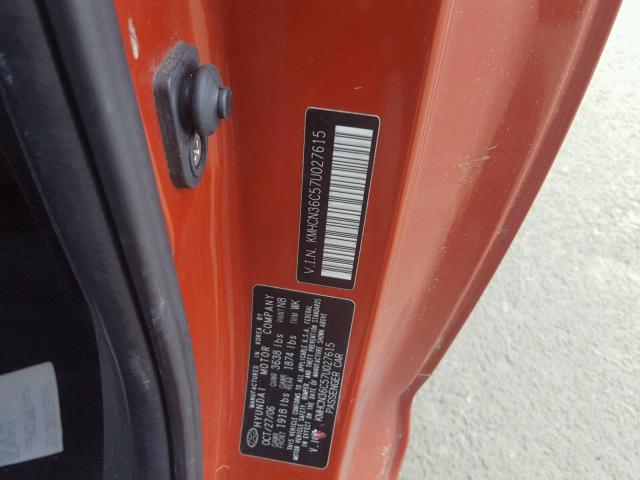 KMHCN36C57U027615 - 2007 HYUNDAI ACCENT SE ORANGE photo 10