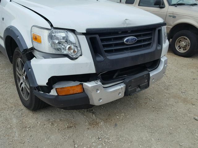 1FMEU63867UA48194 - 2007 FORD EXPLORER X WHITE photo 9