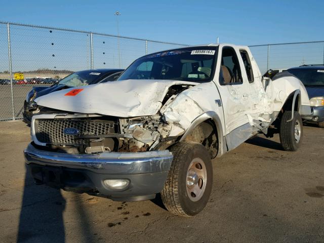 1FTRX18L0YNA70930 - 2000 FORD F150 WHITE photo 2