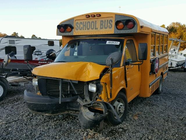 1GB3G2BL5B1131244 - 2011 CHEVROLET EXPRESS G3 YELLOW photo 2