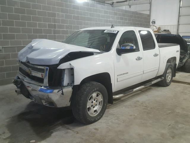 3GCPKSE75DG315193 - 2013 CHEVROLET SILVERADO WHITE photo 2