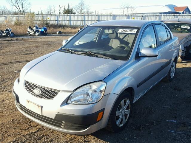 KNADE223596495521 - 2009 KIA RIO BASE SILVER photo 2