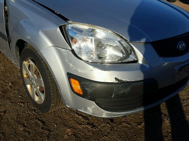 KNADE223596495521 - 2009 KIA RIO BASE SILVER photo 9