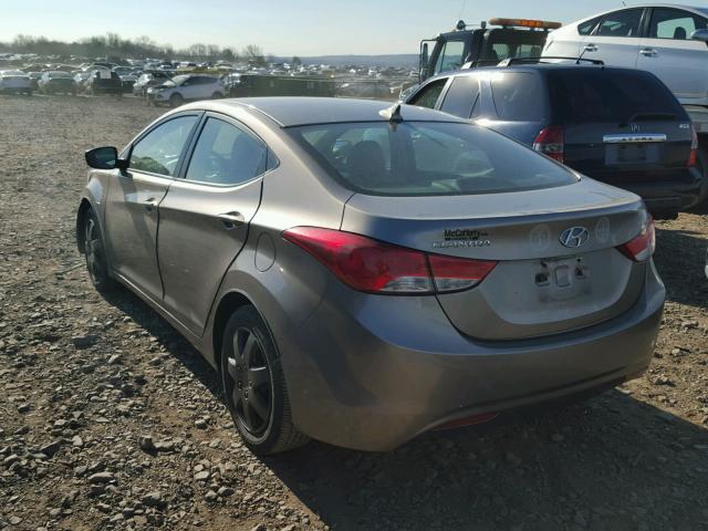 5NPDH4AE9BH027988 - 2011 HYUNDAI ELANTRA GL BEIGE photo 3