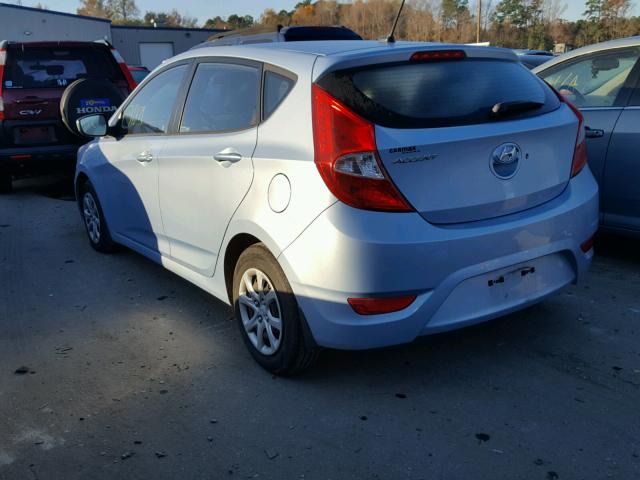 KMHCT5AE3CU041453 - 2012 HYUNDAI ACCENT GLS SILVER photo 3