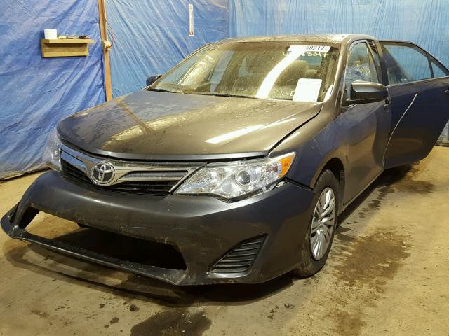 4T4BF1FK6DR311941 - 2013 TOYOTA CAMRY L GRAY photo 2