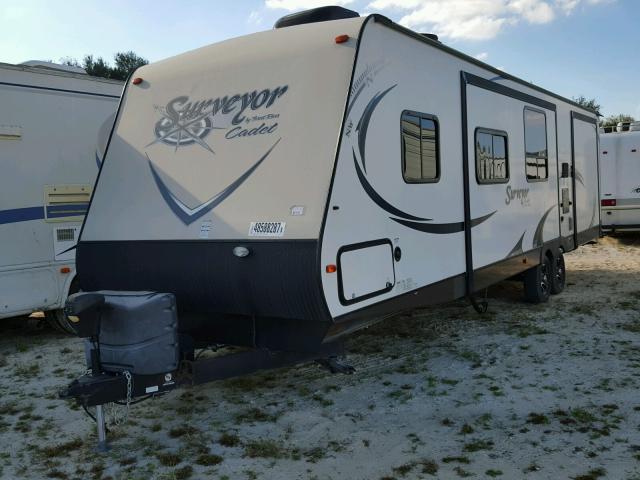 4X4TSVH2XFL025502 - 2015 SURV MOTORHOME WHITE photo 2