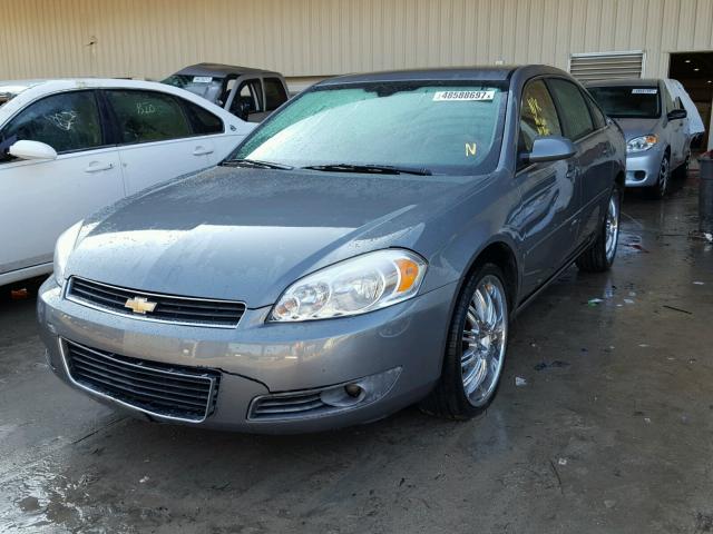 2G1WC583881232139 - 2008 CHEVROLET IMPALA LT GRAY photo 2