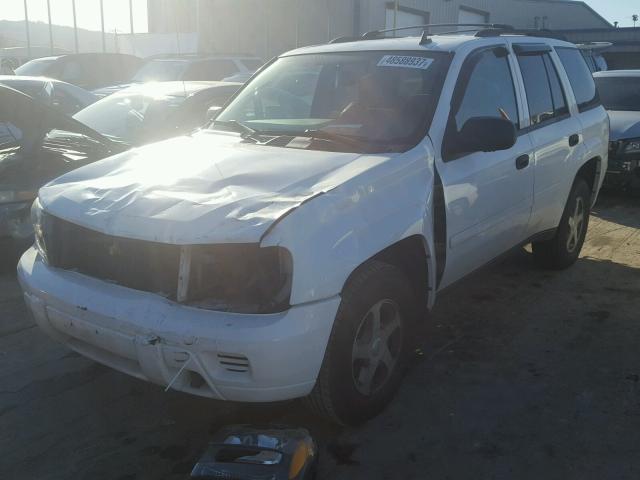 1GNDS13S962294050 - 2006 CHEVROLET TRAILBLAZE WHITE photo 2