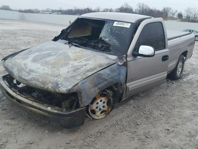 1GCEC14W3XE194828 - 1999 CHEVROLET SILVERADO TAN photo 2