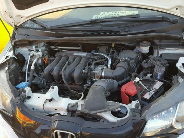 JHMGK5H50GS006920 - 2016 HONDA FIT LX أبيض صورة 7