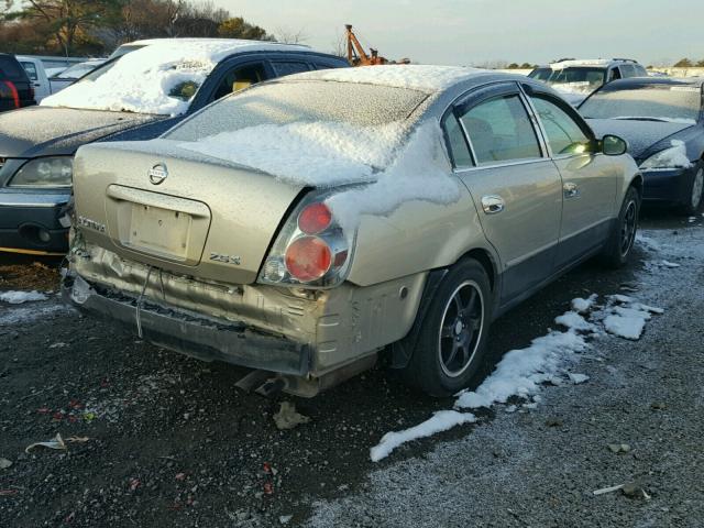 1N4AL11DX5C267113 - 2005 NISSAN ALTIMA S GRAY photo 4