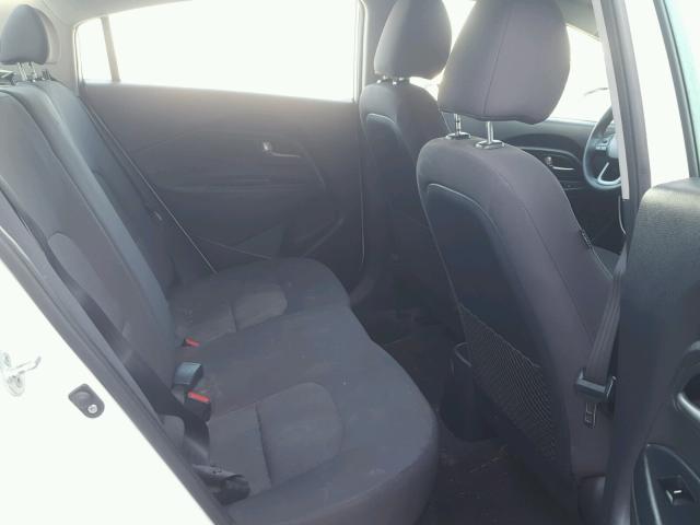 KNADM4A33E6389661 - 2014 KIA RIO LX Սպիտակ լուսանկար 6