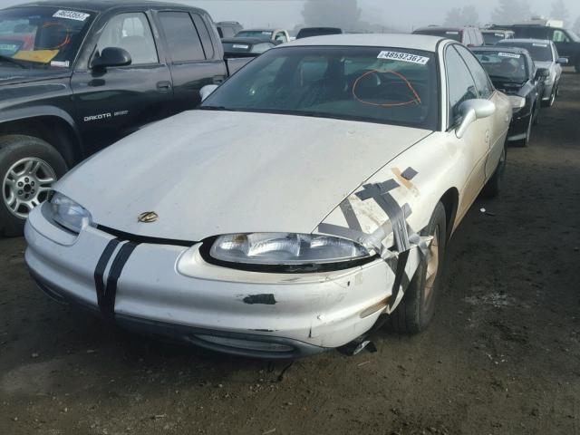 1G3GR62C5X4119180 - 1999 OLDSMOBILE AURORA WHITE photo 2