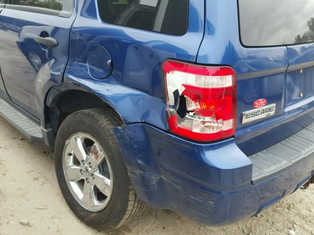 1FMCU93168KE78512 - 2008 FORD ESCAPE XLT BLUE photo 9