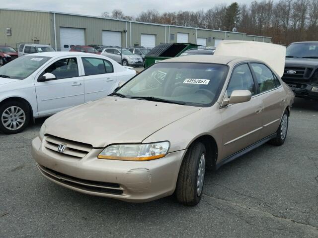 1HGCG56442A081888 - 2002 HONDA ACCORD LX GRAY photo 2