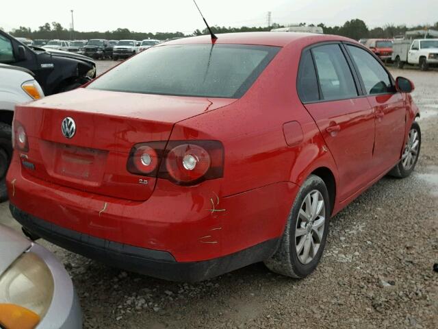 3VWRX7AJ9AM108647 - 2010 VOLKSWAGEN JETTA SE RED photo 4