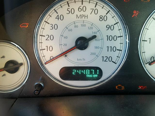 2C8GP64L85R115958 - 2005 CHRYSLER TOWN & COU 红色 照片 8