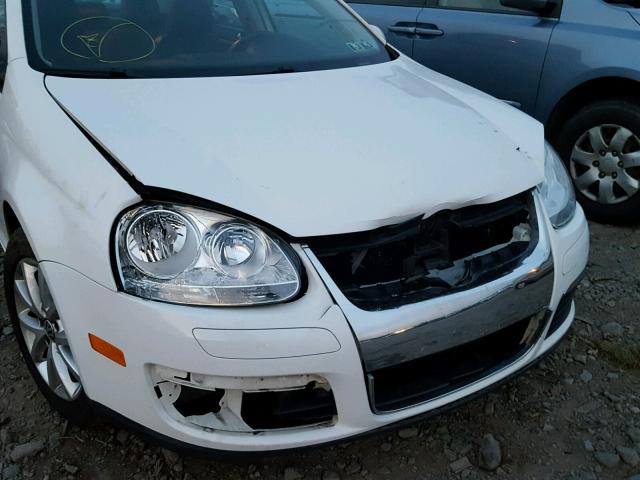 3VWRZ7AJ1AM152958 - 2010 VOLKSWAGEN JETTA SE WHITE photo 9