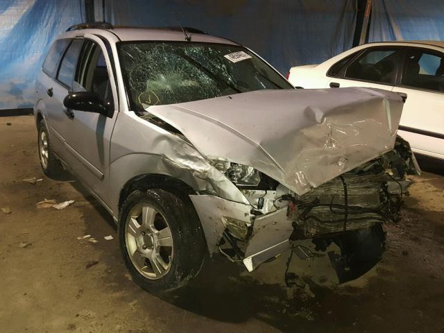 1FAFP35Z54W158423 - 2004 FORD FOCUS ZTW GRAY photo 1