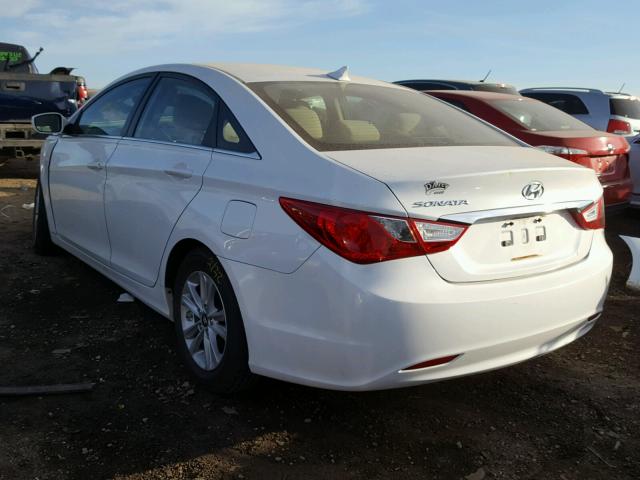 5NPEB4AC3BH168267 - 2011 HYUNDAI SONATA GLS WHITE photo 3