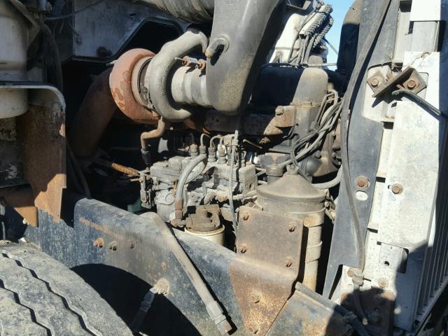 1M2B120C6HA060569 - 1987 MACK 600 DM600 WHITE photo 7