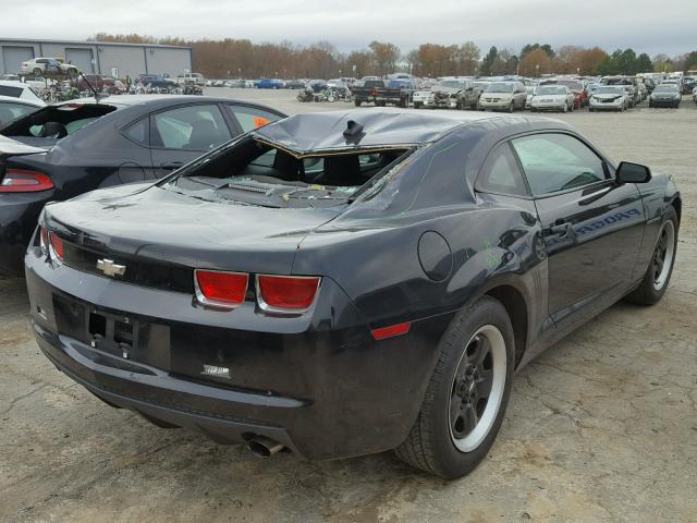 2G1FA1EV0A9209983 - 2010 CHEVROLET CAMARO LS BLACK photo 4