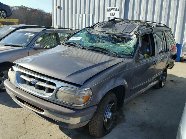 1FMDU32E6VZB20786 - 1997 FORD EXPLORER GRAY photo 2