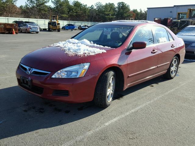 1HGCM56397A187020 - 2007 HONDA ACCORD SE MAROON photo 2