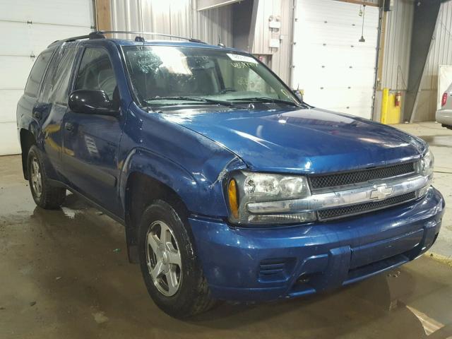 1GNDT13S552331817 - 2005 CHEVROLET TRAILBLAZE BLUE photo 1