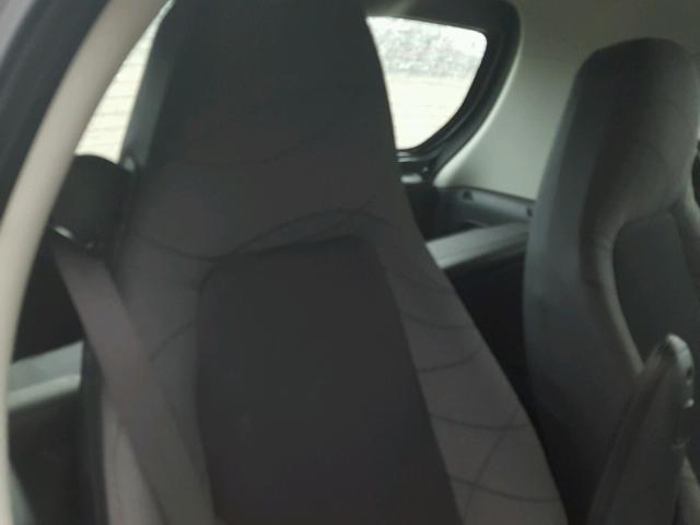 WMEEJ9AA8DK696973 - 2013 SMART FORTWO ELE 白色 照片 6