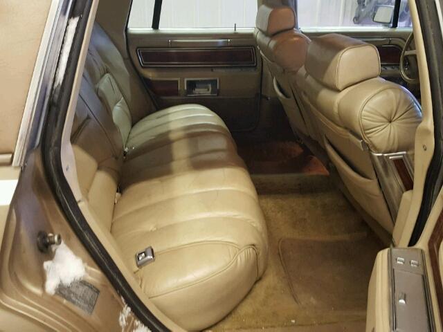 0Y90F650147 - 1980 LINCOLN TOWN CAR TAN photo 6