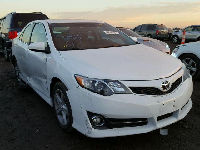 4T1BF1FK3EU817643 - 2014 TOYOTA CAMRY L WHITE photo 1