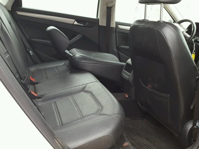 1VWAT7A32FC005895 - 2015 VOLKSWAGEN PASSAT S أبيض صورة 6