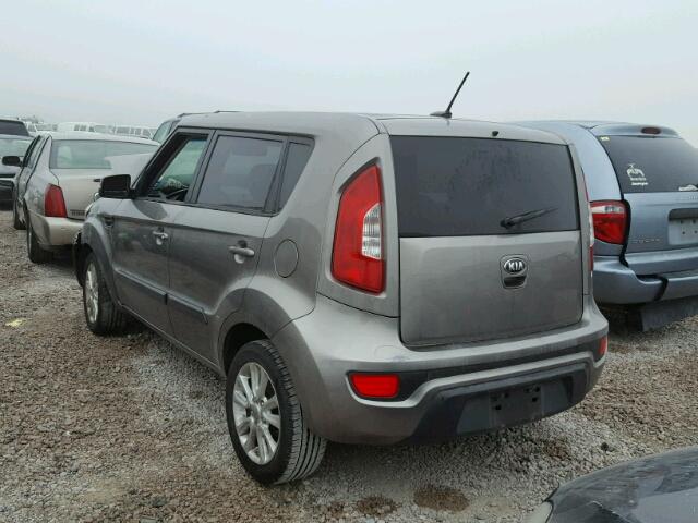 KNDJT2A61D7608469 - 2013 KIA SOUL + GRAY photo 3