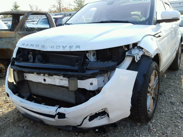 SALVR2BG3CH703916 - 2012 LAND ROVER RANGE ROVE WHITE photo 9